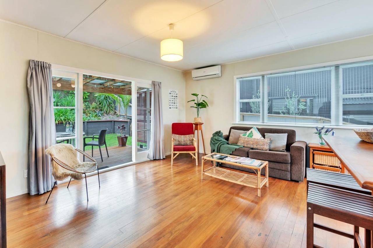 Sunny & Cozy Home Near Western Springs Auckland Exterior photo
